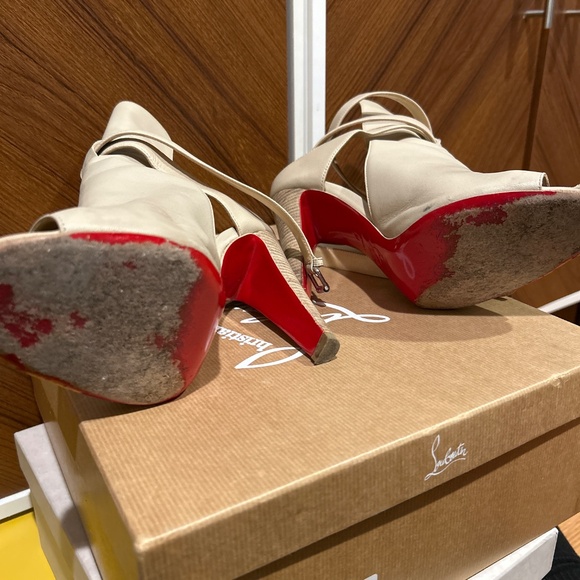 Louboutins Hippik 100 Heel - Picture 5 of 6